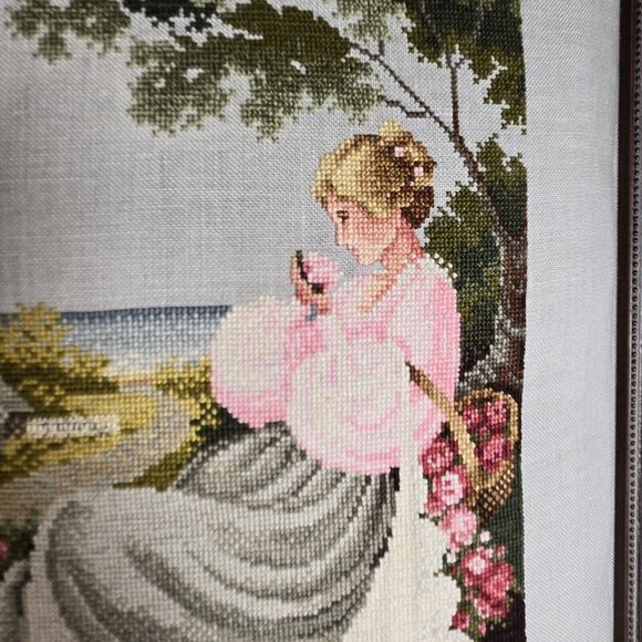 Nantucket Rose Petit Point Beach Lady Embroidery Pillowed Frame 18"x18 vtg - Picture 2 of 15